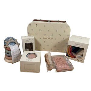 Moonkie Baby Toy Gift Set UFO Pulling Toy Silicone Stacking Cups Rings Teether